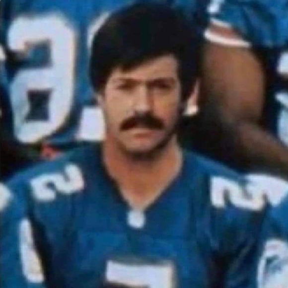 Meet your Posher, Jonathan - Picture 1 of 1